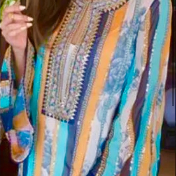 SOLD/ LISTING NOT AVAILABLE******-Sabyasachi kaftan Kurta.Boho Chic and ethnic . - Picture 4 of 7